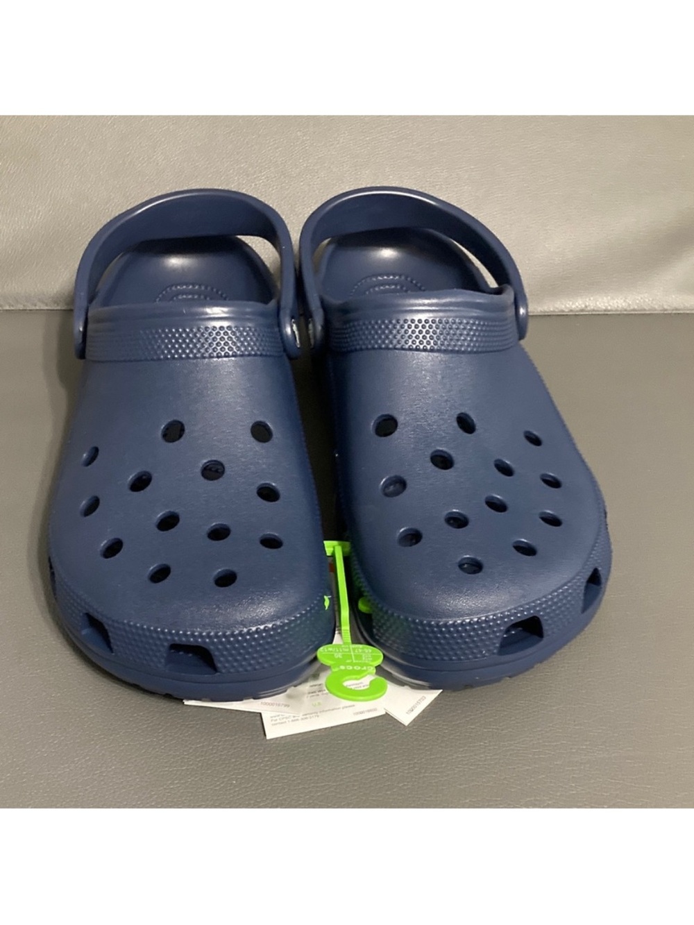 Crocs Classic Clogs navy women’s 8 New! - Picture 3 of 6